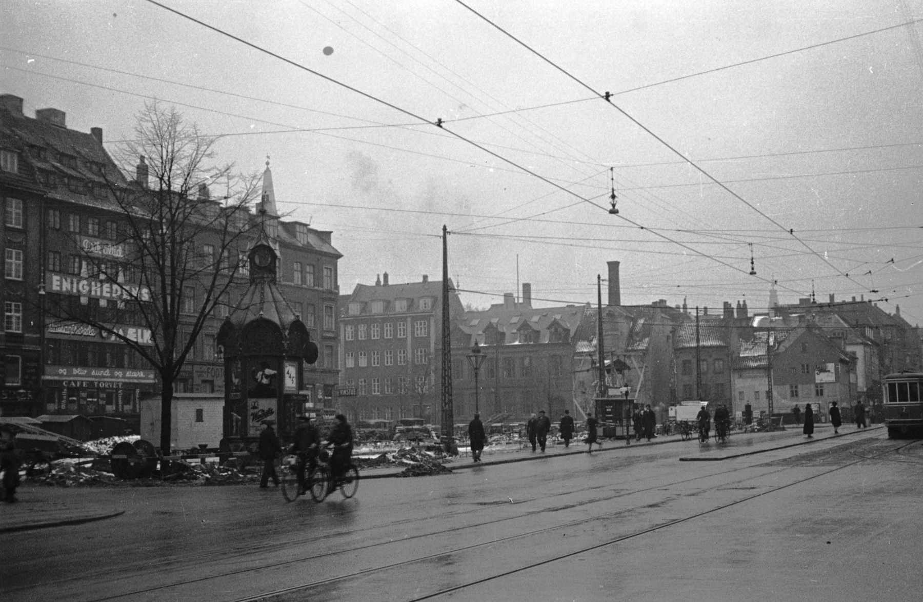 Torvegade - Christianshavn - december 1937